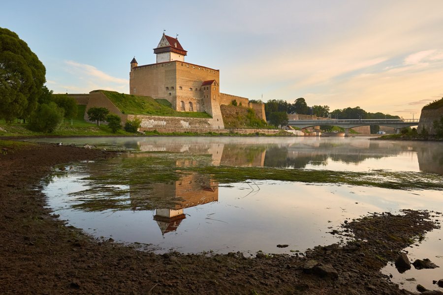 File:Narva Hermanni linnus 2020 01.jpg