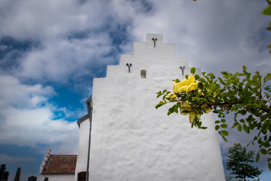 File:Kyrkbacken - 2021 - Church (51249325351).jpg