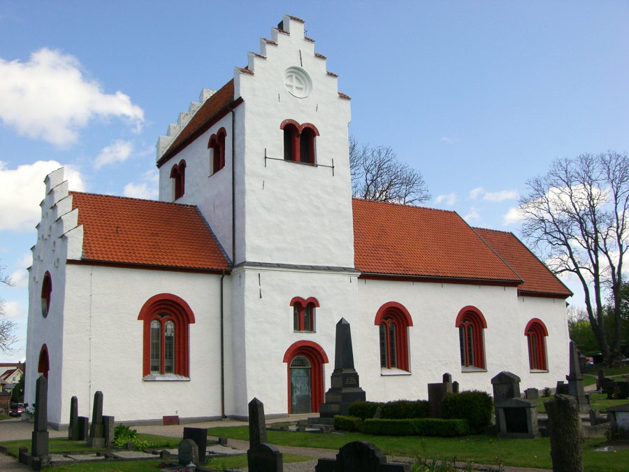 File:Hästveda kyrka exteriör, 2007-05-15.jpg