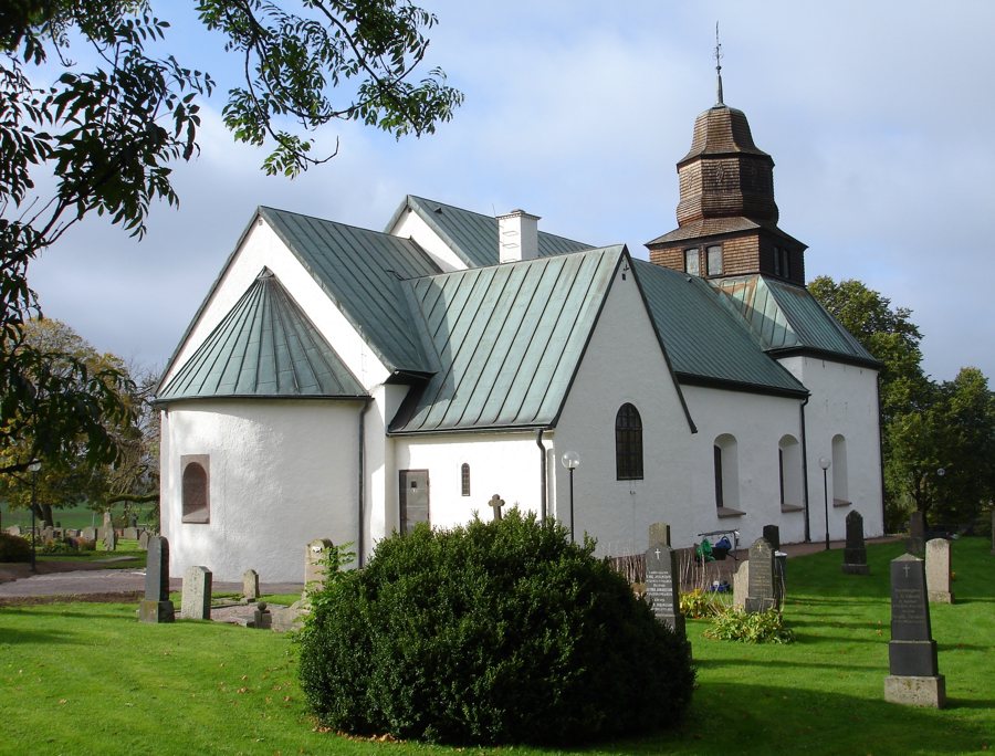 File:Slättåkra kyrka 2.jpg