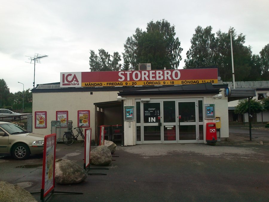 File:ICA i Storebro 2012-07-08.jpg
