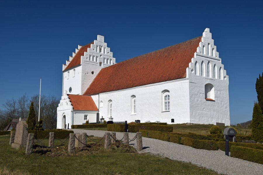 File:Veflinge Kirke.jpg