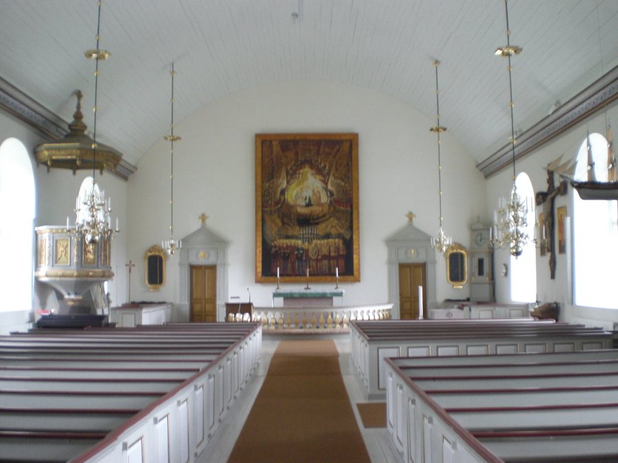 File:Långasjö kyrka 2009-07-13 intr.jpg