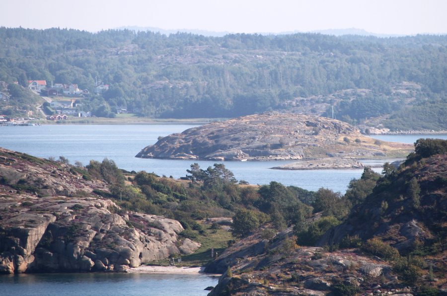 File:Tanum jordfjorden IMG 9673 Stensholmen RA 10156408130001 Kville 813-1.jpg