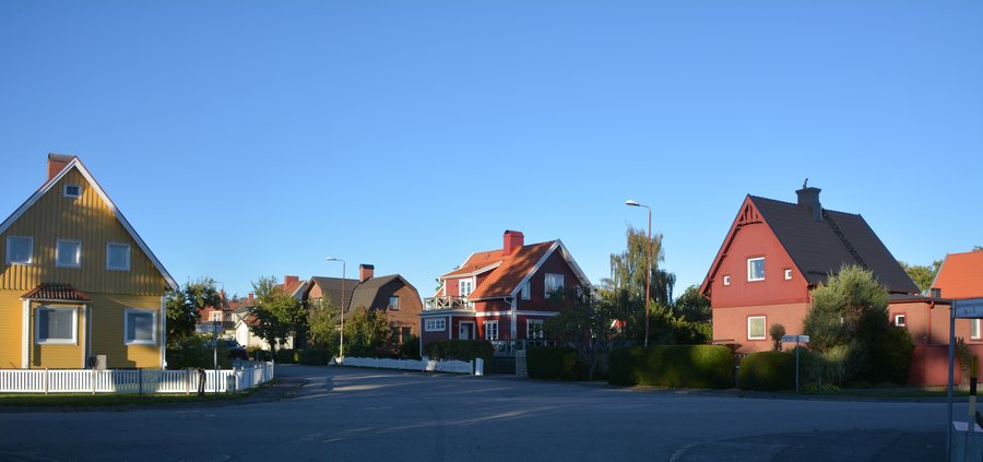 File:Trollhättan Egnahem Hjulkvarnsgatan Ekholmsgatan.jpg