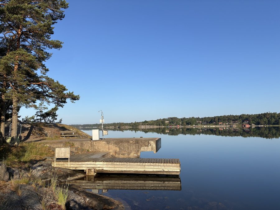 File:Orrö brygga, Värmdö kommun.jpg