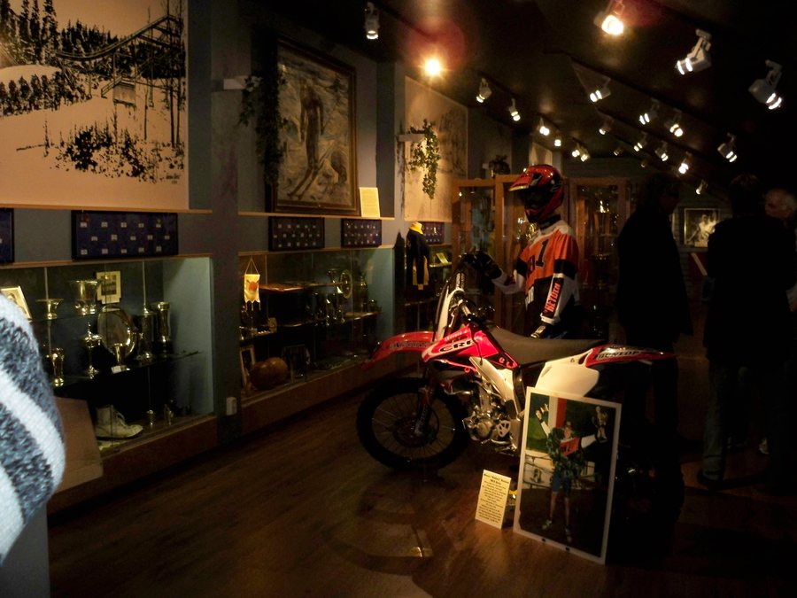 File:Borås idrottsmuseum.JPG