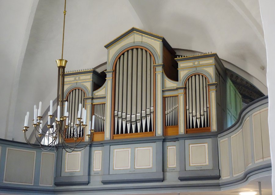 File:Rieseby St. Petri Organ (03).jpg