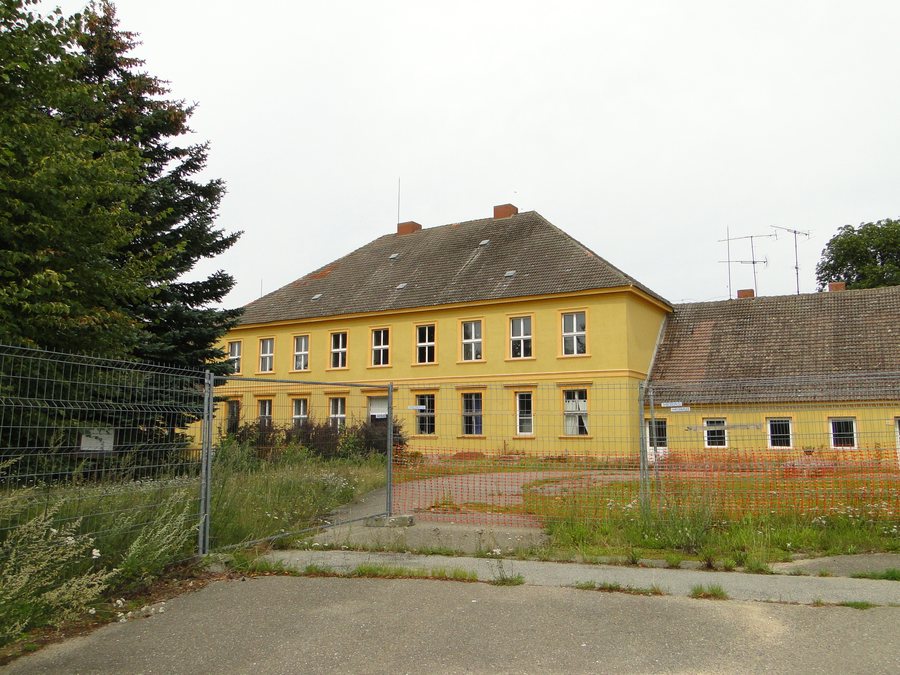 File:Eichhorst Gutshaus 2011-08-03 197.JPG