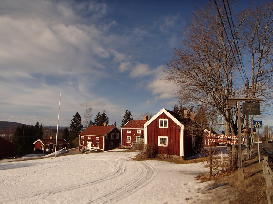 File:Alnö hembygdsgård 01.JPG
