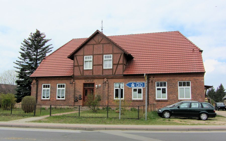 File:Hoort ex Schule 2012-04-25 039.JPG