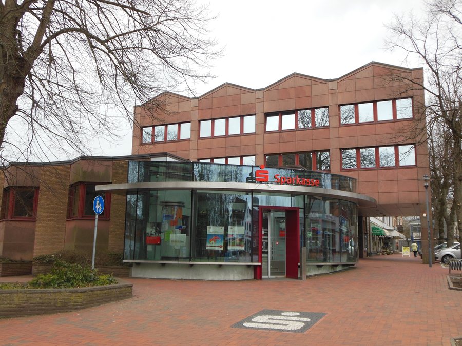 File:Sparkasse Hohenwestedt.JPG