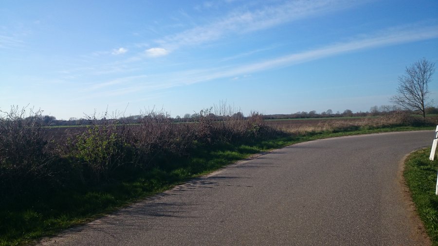 File:Gadelander Weg, 24620 Bönebüttel 01.jpg