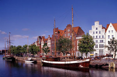Historical harbour of Lübeck (Photo: Torsten Krüger/www.luebeck-tourismus.de)