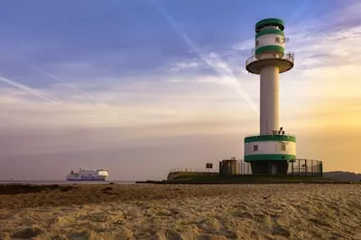 Kiel-Holtenau Lighthouse