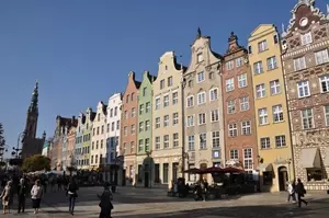 Long Market with the Main Town Hall
