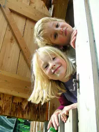 Children love farm holidays on the Baltic Sea (Photo: S. Hofschlaeger/pixelio.de)